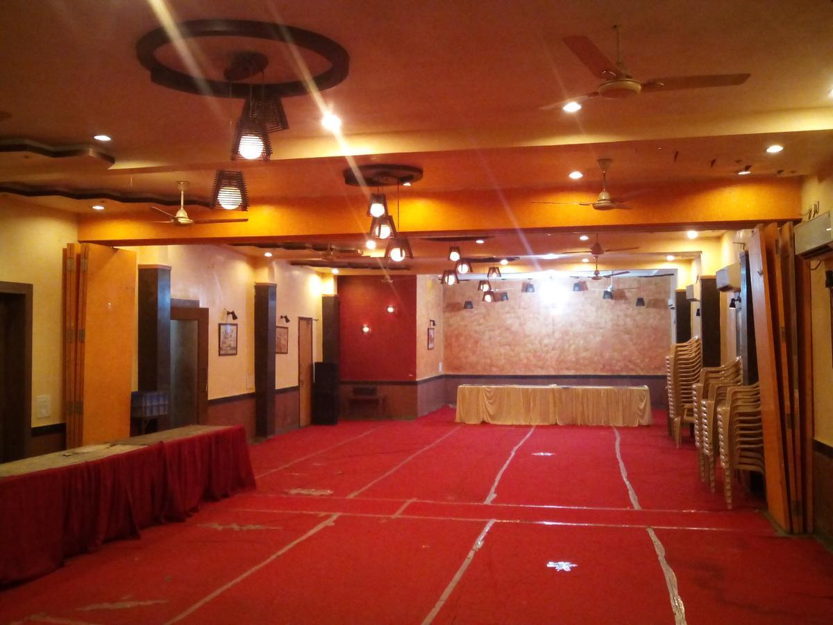 Hotel Shree Sai Shraddha Raigarh Exterior foto