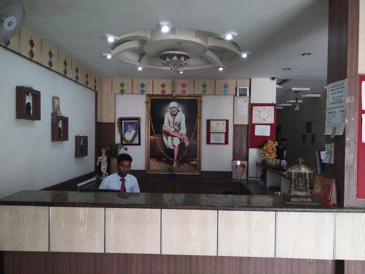 Hotel Shree Sai Shraddha Raigarh Exterior foto